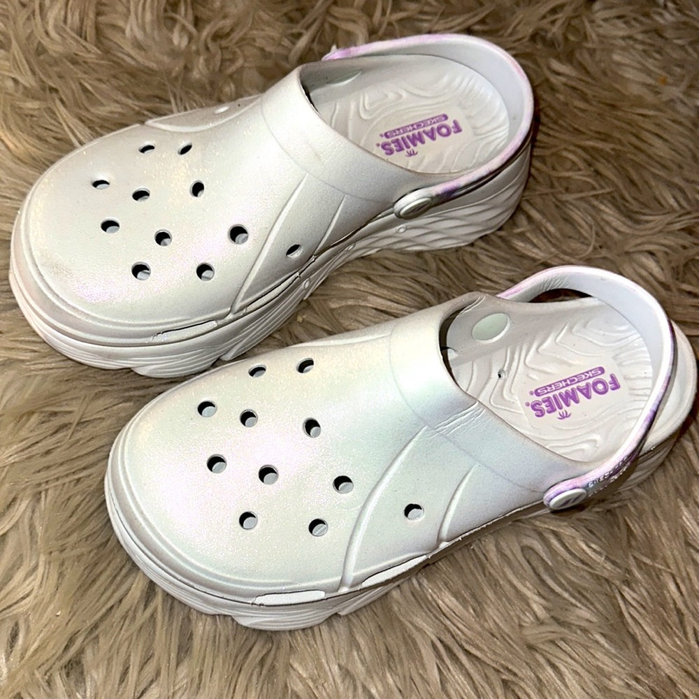 Sketchers foamies